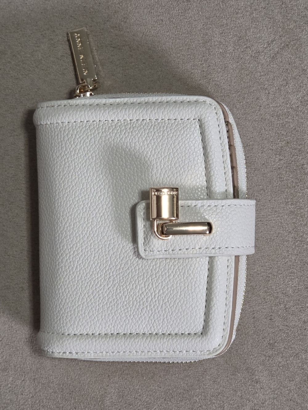 NWOT Anne Klein White Pebbled Leather Mini Wallet with Gold Accent